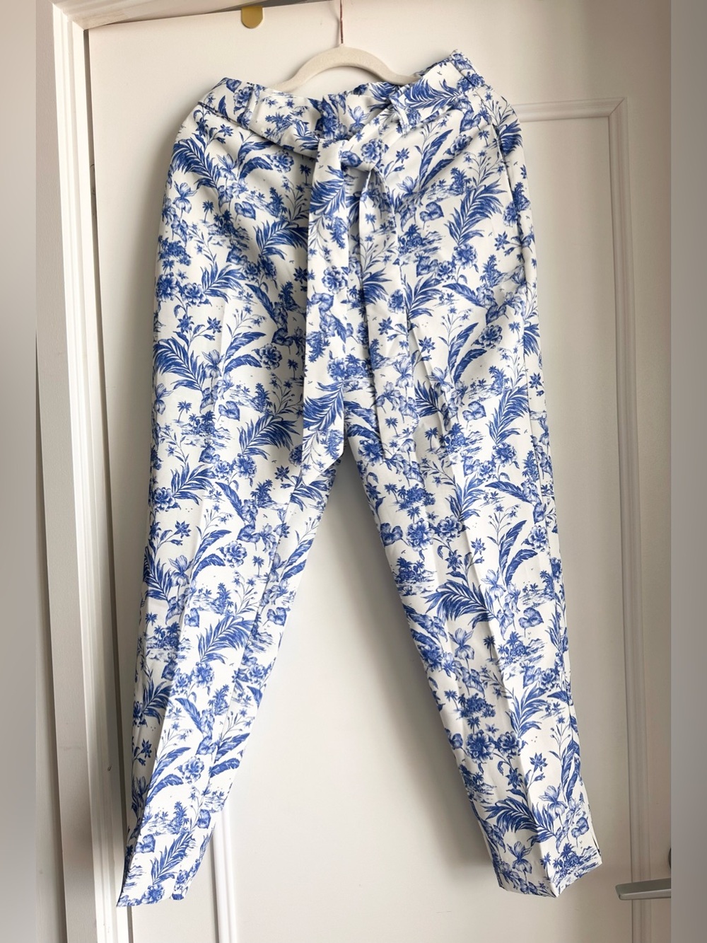 MNG Blue and White Floral Pants US 6